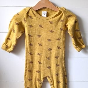 Kate Quinn, Long sleeve lap neck footie | bee | 6-9m